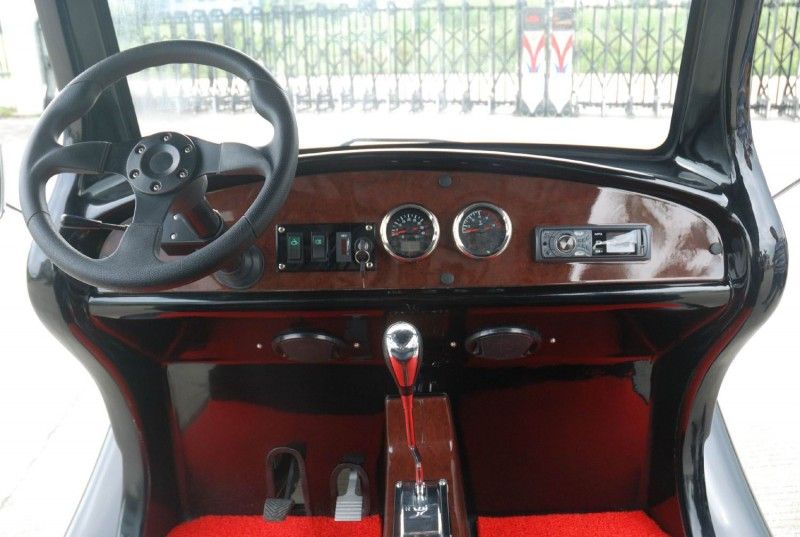 Электромобиль VOLTECO classic car CC6+2 Электромобиль VOLTECO classic car CC6+2